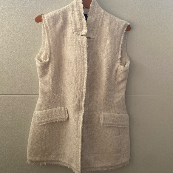 Karen Millen Jackets & Blazers - Karen Millen Sleeveless Vest - 10